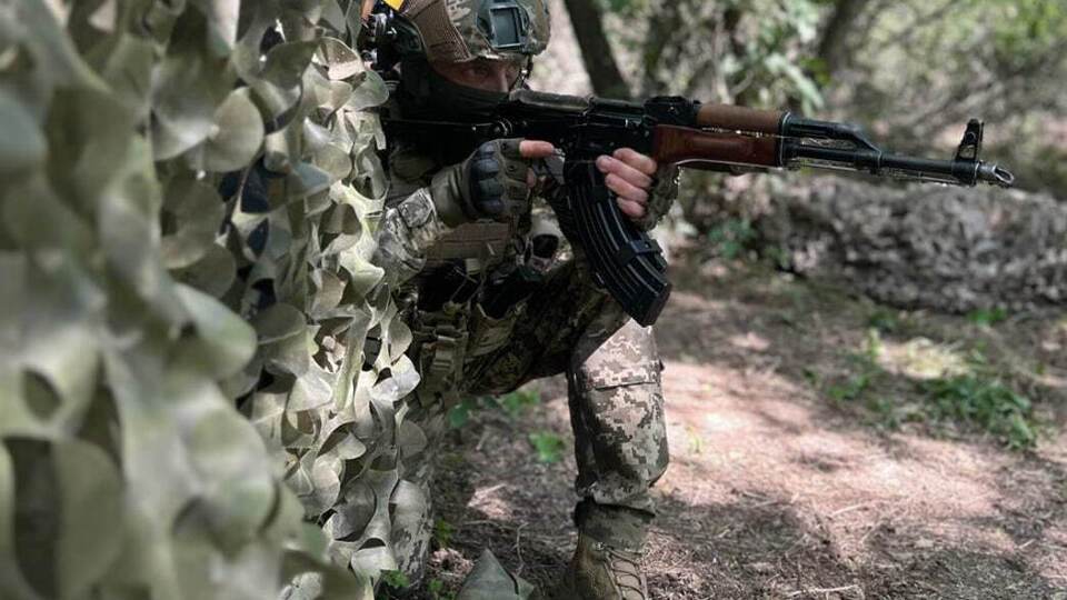 Сейчас украинские военные контролируют территорию