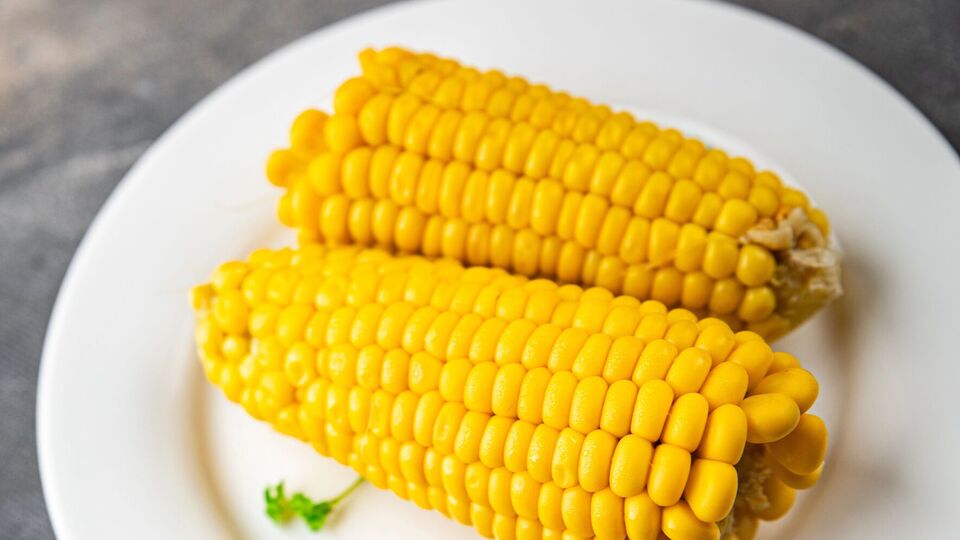 Благодаря маслу кукуруза во время заморозки не потеряет свои вкусовые качества и аромат