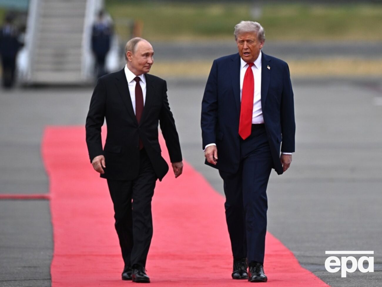 Путин и Трамп встречаются на территории США