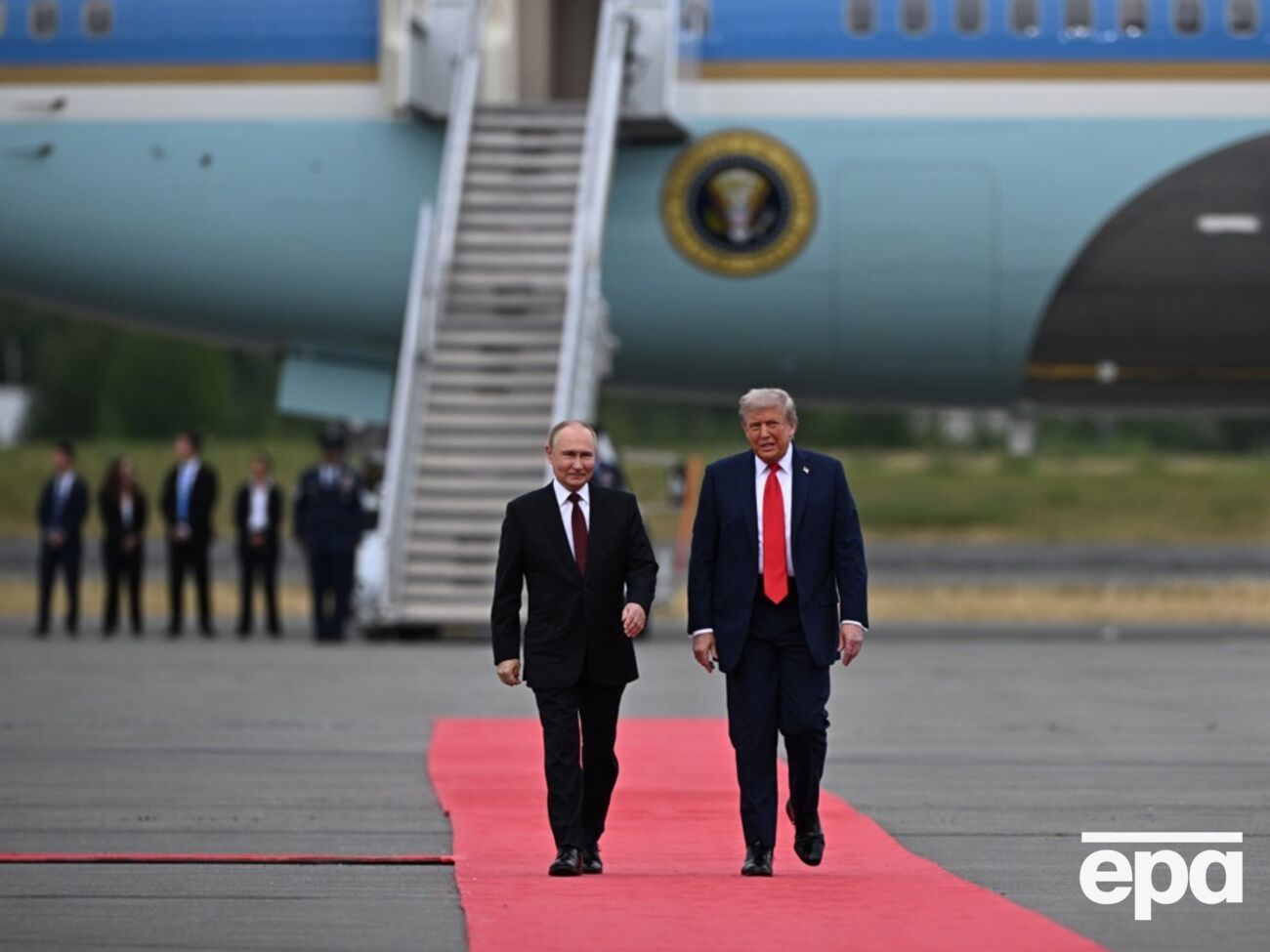 Путин почувствовал, что он выиграл от поездки на Аляску, пишет газета