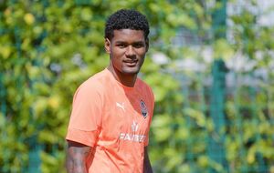 Феррейрі 19 років