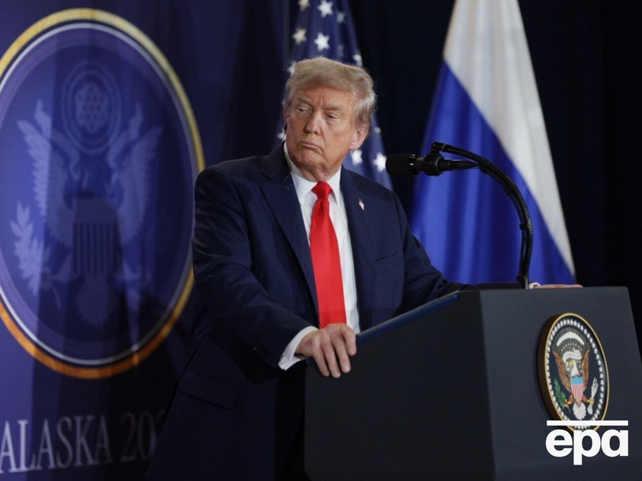 За даними Axios, Трамп, попередньо, планує провести саміт з Україною і РФ 22 серпня