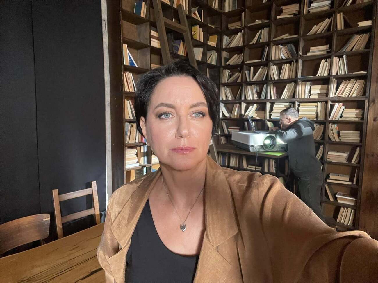 Червона доріжка, рефлекторні аплодисменти Путіну – це ж історичний факт, невитравна ганебна метафора