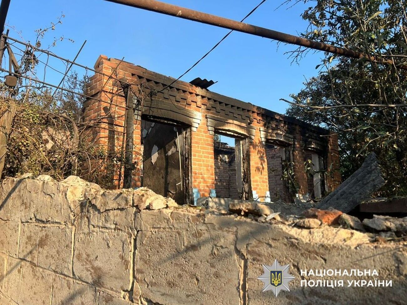За 16 серпня поліція зафіксувала 2520 ворожих ударів по лінії фронту й житловому сектору, ідеться в повідомленні