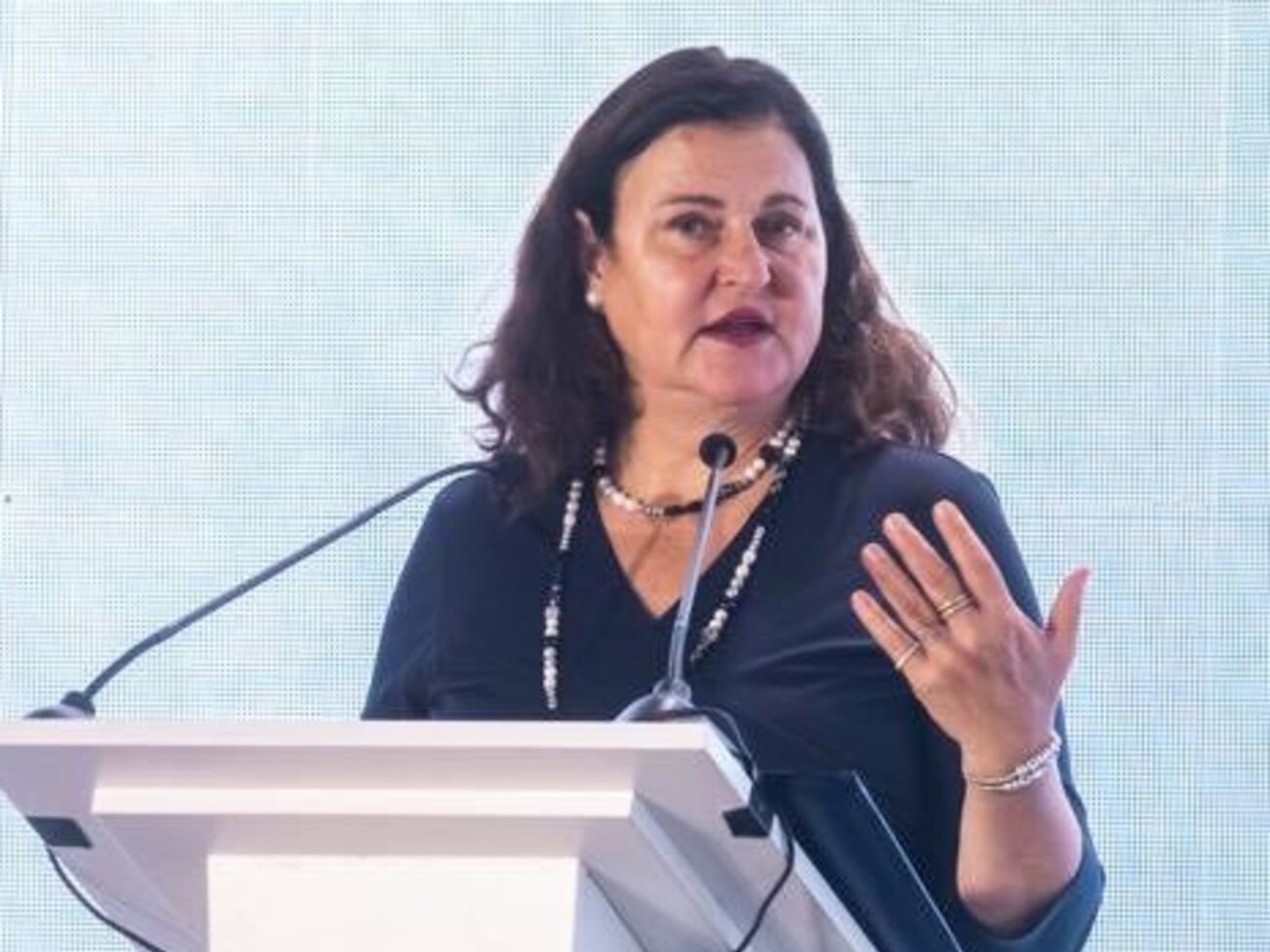 За столом переговоров на Аляске не хватало твердой позиции и решимости не уступать