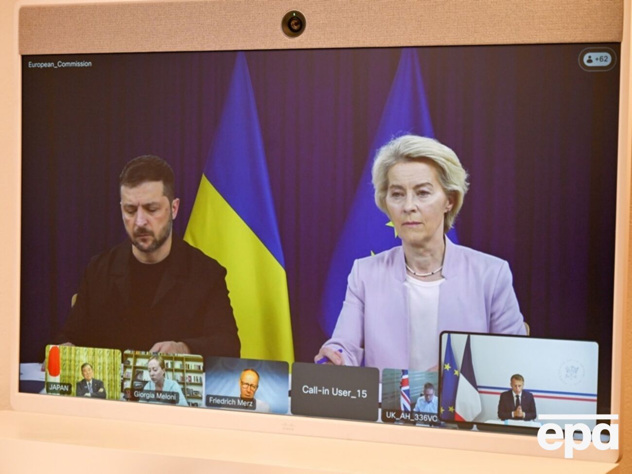 Зеленский проинформировал, о чем говорил во время видеосвязи с "коалицией желающих"