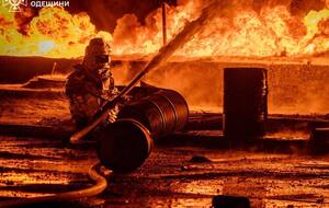 Масштабный пожар тушили более 100 человек