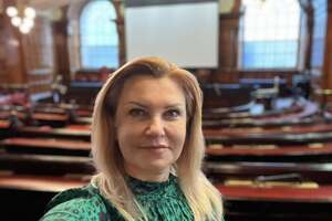 26 государственных органов уже сегодня контролируют и проверяют местное самоуправление, подчеркнула Продан