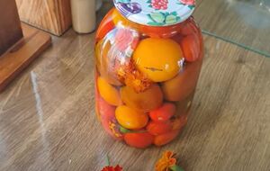 Чорнобривці надають помідорам приємної пікантності й квіткового аромату