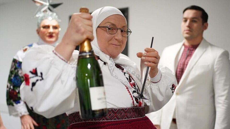 Белоконь родилась в 1974 году в Полтаве