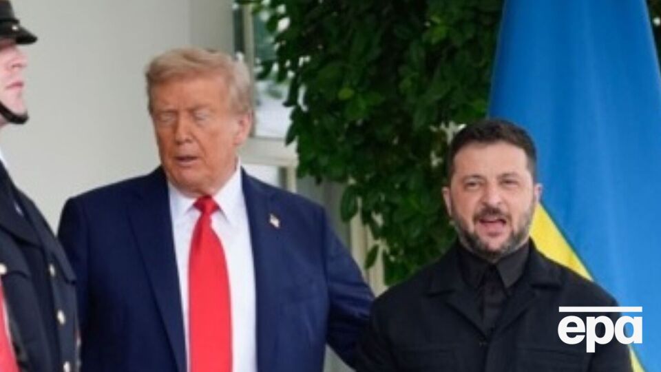 После последней встречи с Трампом в Белом доме Зеленский постепенно начал отходить от привычного милитари-стиля