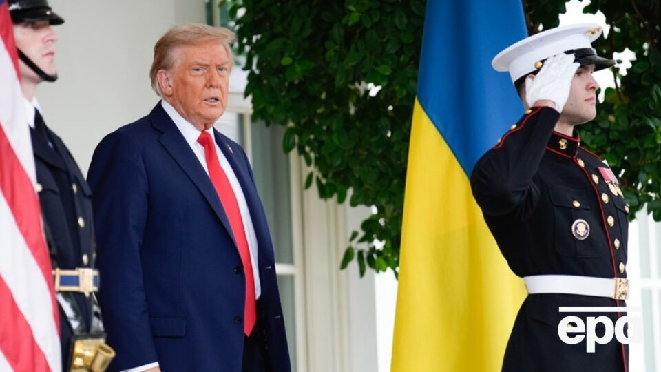 Трамп (на фото) позвонит Путину после переговоров 18 августа