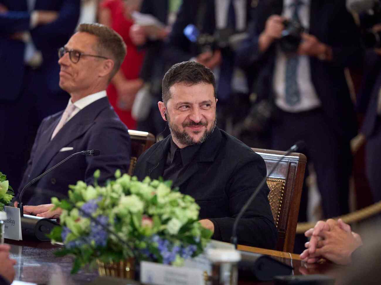 Зеленський розповів, що вони з Трампом обговорили "дуже чутливі теми"