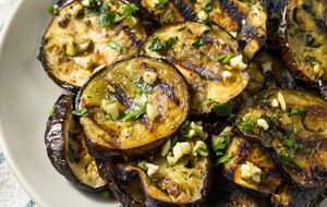 Для рассола потребуется 1 ст. л. соли