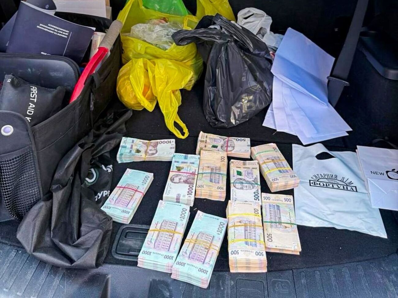 Фігурантів підозрюють у корупційних схемах під час закупівлі дронів і засобів радіоелектронної боротьби