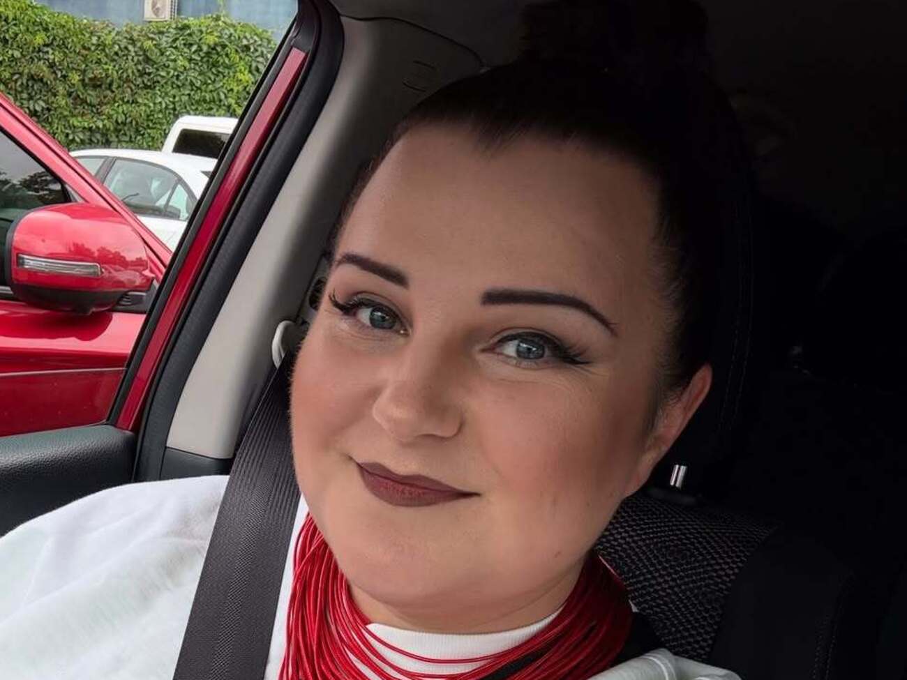 Мать alyona alyona работала упаковщицей орехов и фиников на фабрике