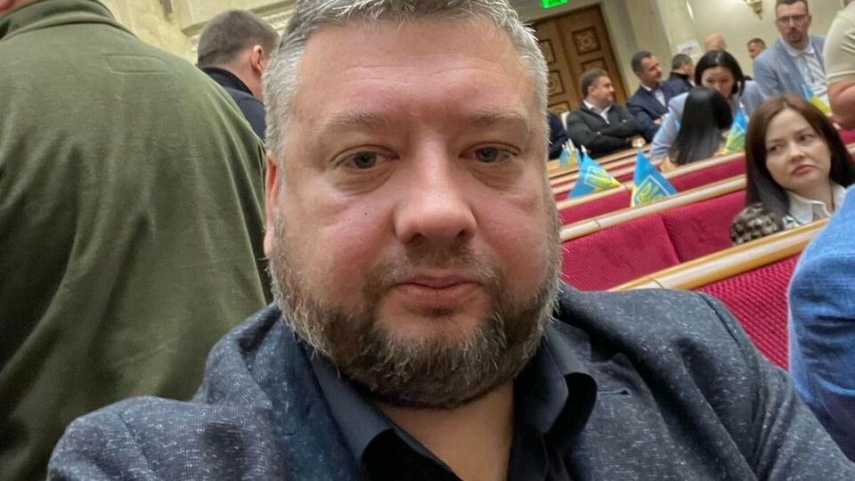 На время расследования членство народного депутата Алексея Кузнецова во фракции "Слуга народа" приостановлено