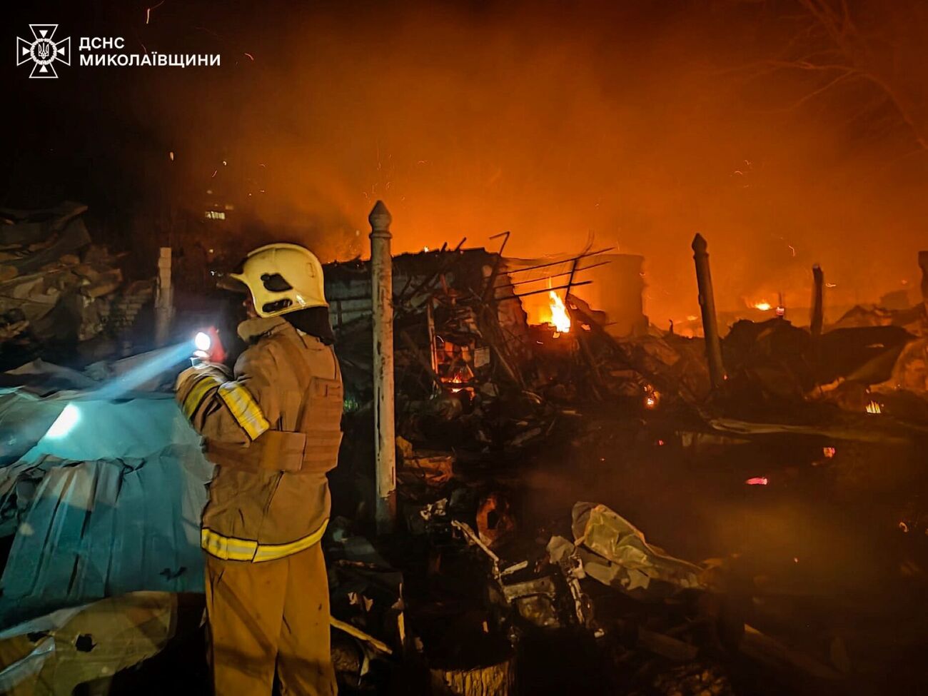 Влада повідомила про зруйновані приватні будинки й пошкоджені багатоповерхівки