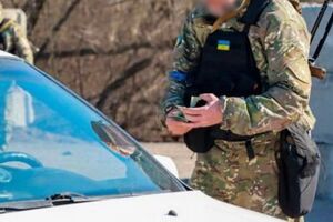 Военные отпустили мужчину после проверки