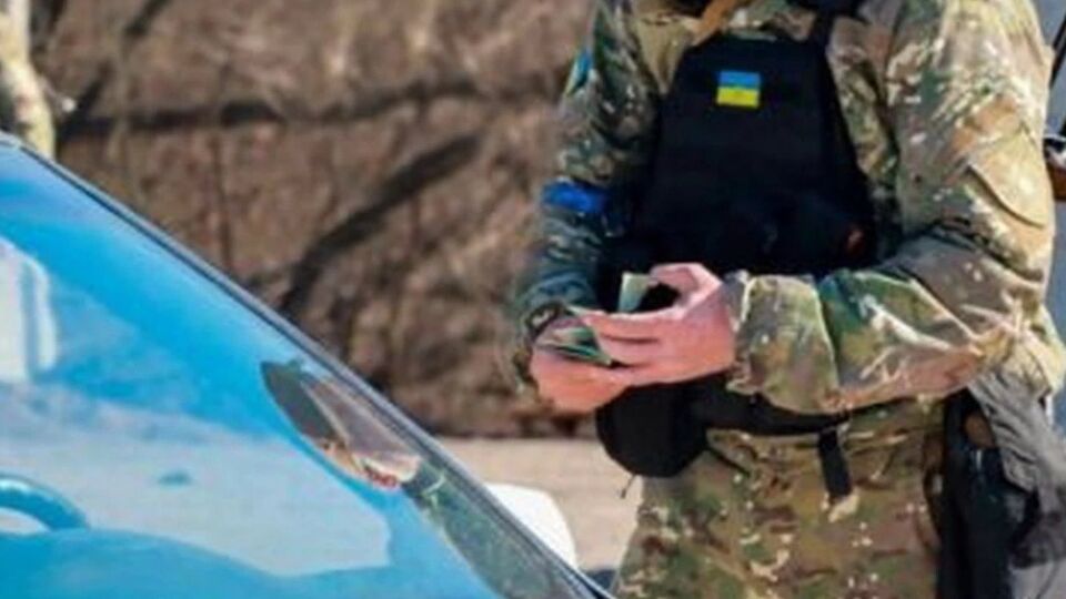 Военные отпустили мужчину после проверки