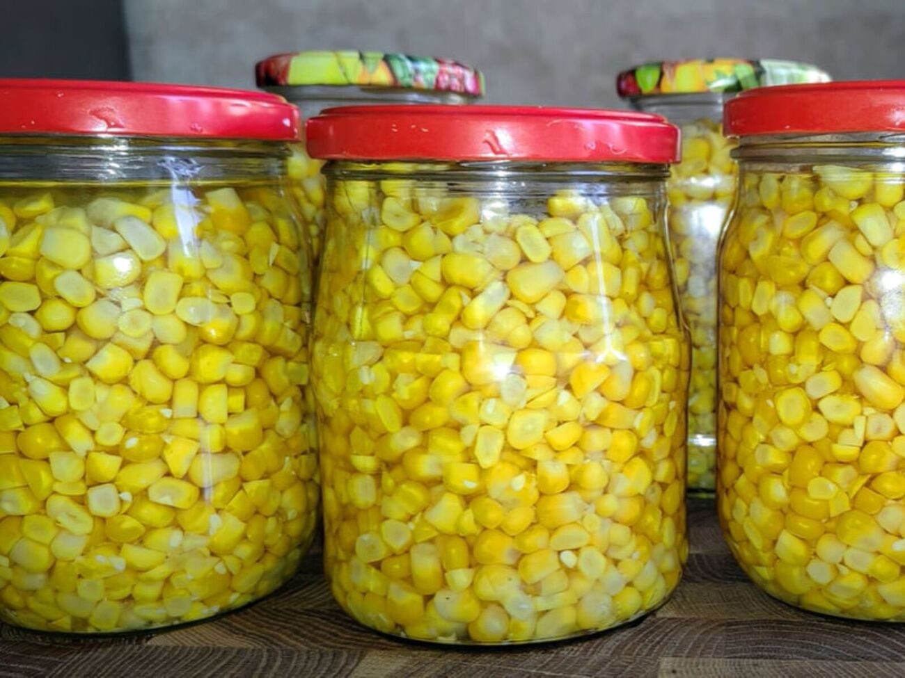 За словами блогера, приготовлена за цим рецептом кукурудза зберігається до року без втрати смакових якостей