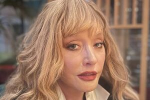 Пугачева покинула Россию после начала войны ее страны против Украины