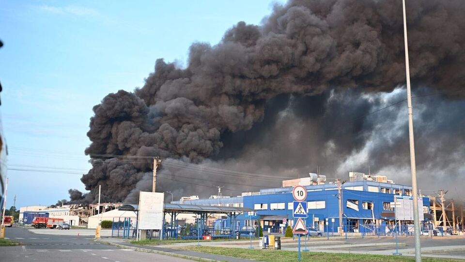 На предприятии ранены 12 человек