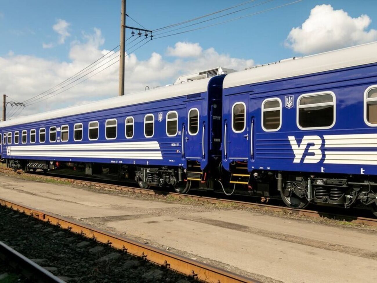 Контактную сеть на поврежденном участке уже возобновили, сообщает "Укрзалізниця"