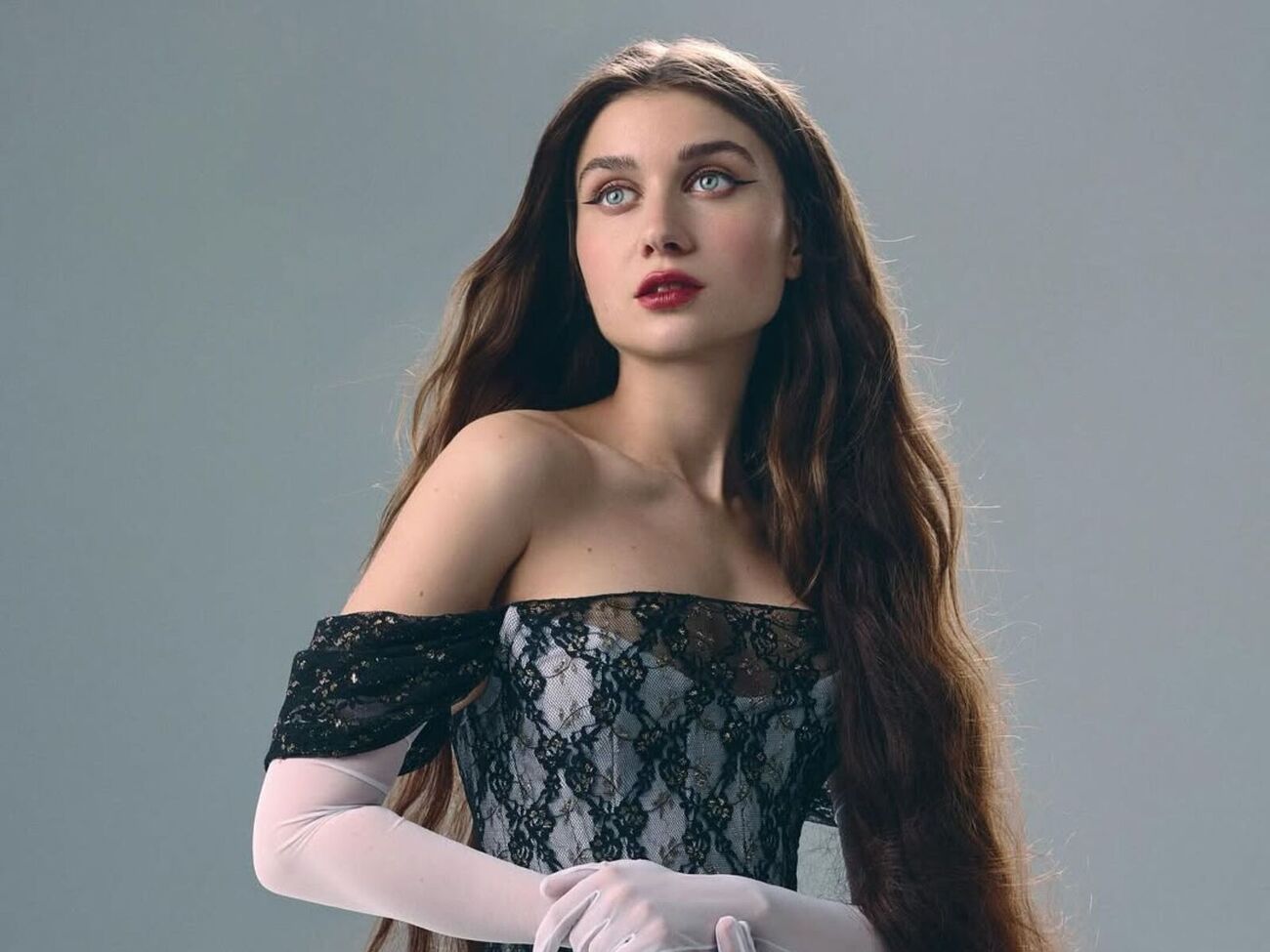 Jerry Heil: Мам, те, що ти передала мені, я б ніколи не проміняла на щось таке дешеве