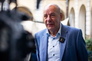 Шуйок убрал слово "российский" через час после публикации поста