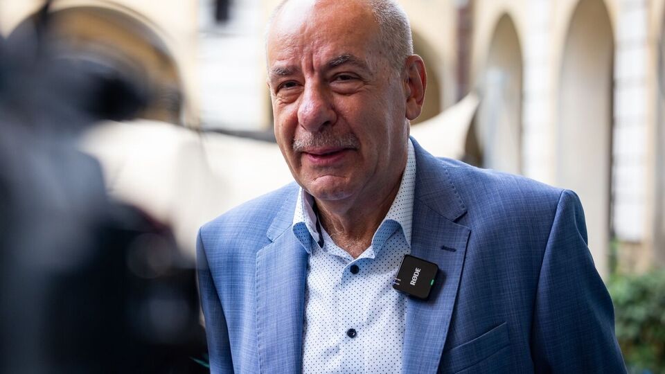 Шуйок убрал слово "российский" через час после публикации поста