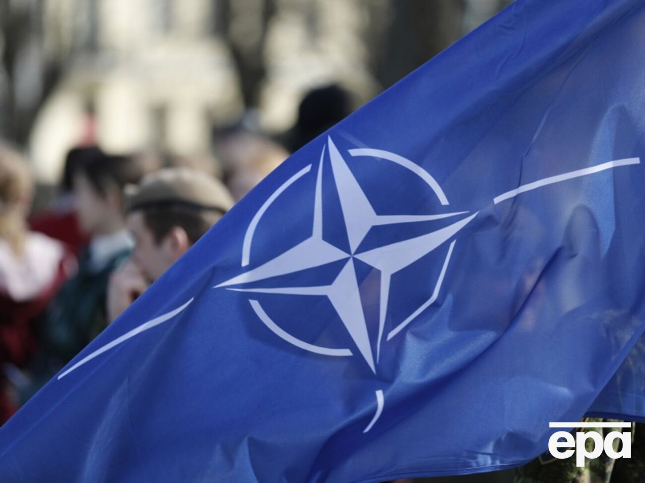 По мнению Гетца, в случае приглашения в НАТО Россия сможет завершить войну в Украине и наладить сотрудничество с Западом