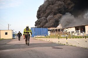 Двумя ракетами "Калибр" россияне попали по заводу с американскими инвестициями Flex в Мукачево