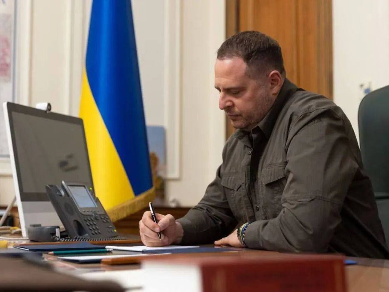 Єрмак написав, що Зеленський погодився з реформуванням ОП