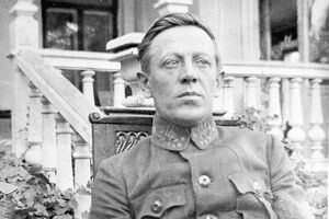 Также в Киев из Канады везут печатную машинку Петлюры