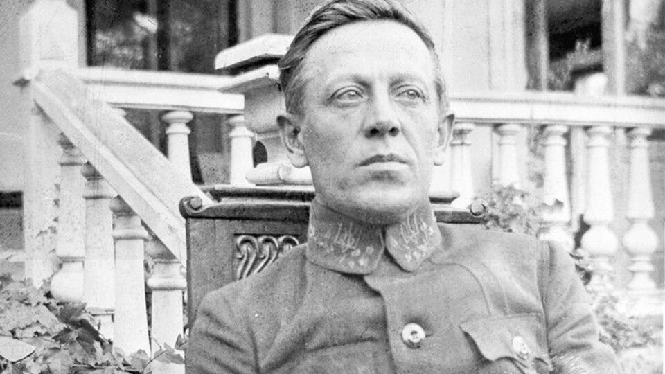 Также в Киев из Канады везут печатную машинку Петлюры