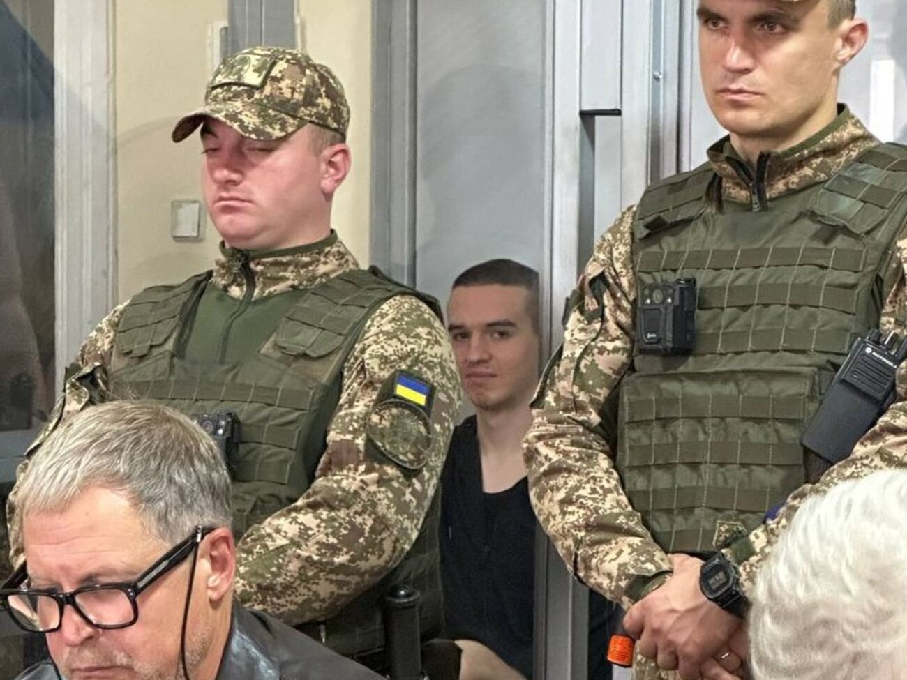 Зинченко также подал ходатайство, чтобы аудиозаписи его родителей исследовали в закрытом режиме