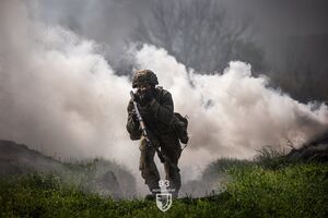 Українські військові зупиняють спроби росіян просунутися на фронті