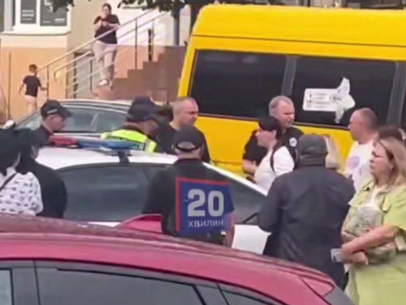 Перехожі намагалися "завадити розгляду адміністративного провадження", розповіли у поліції Вінницької області