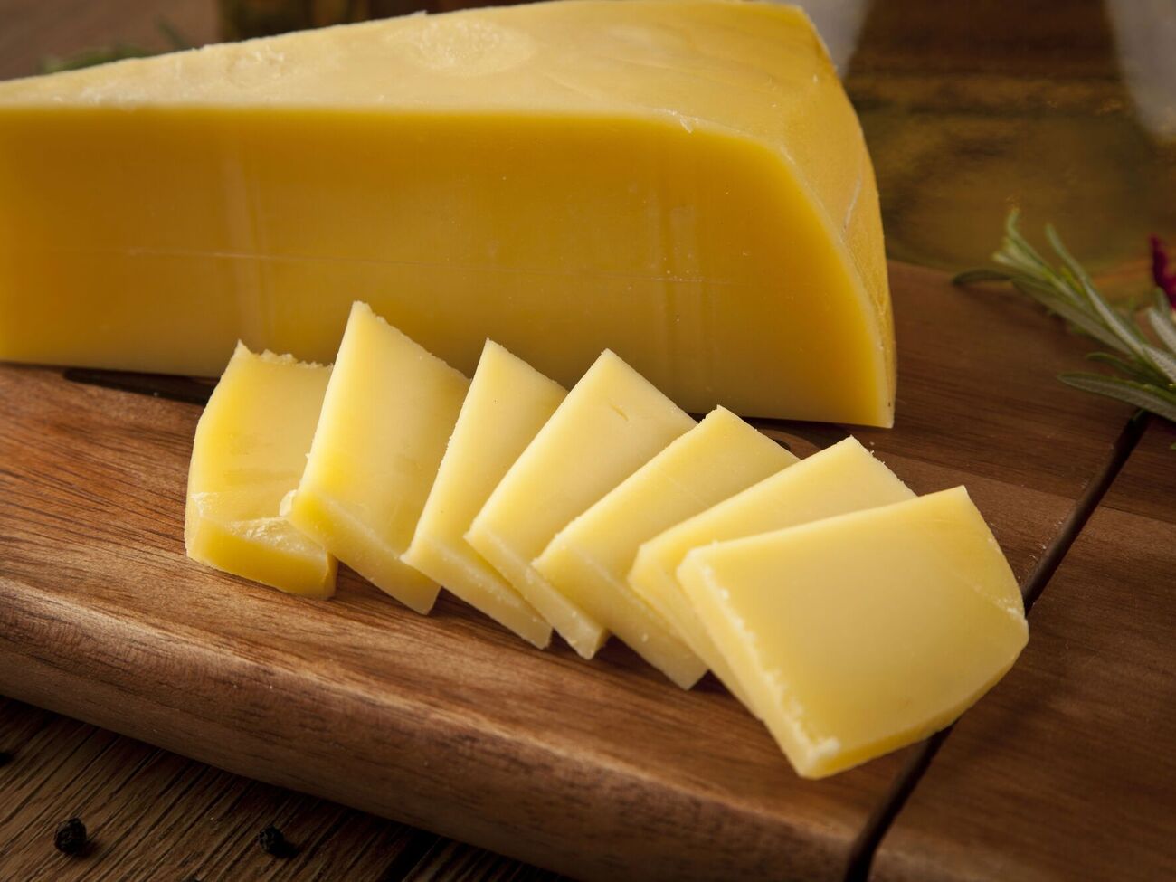 Для сыра понадобится 500 мл молока