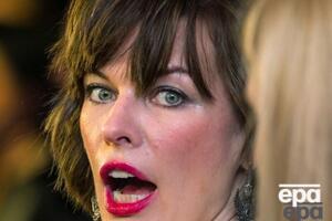 Первый брак Йовович продлился два месяца