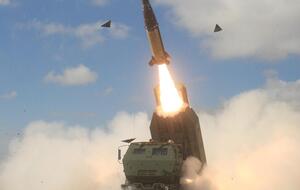 Щонайменше один раз Україна намагалася застосувати AТACMS по цілі в РФ, повідомила WSJ