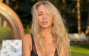 Полякова активно займається спортом