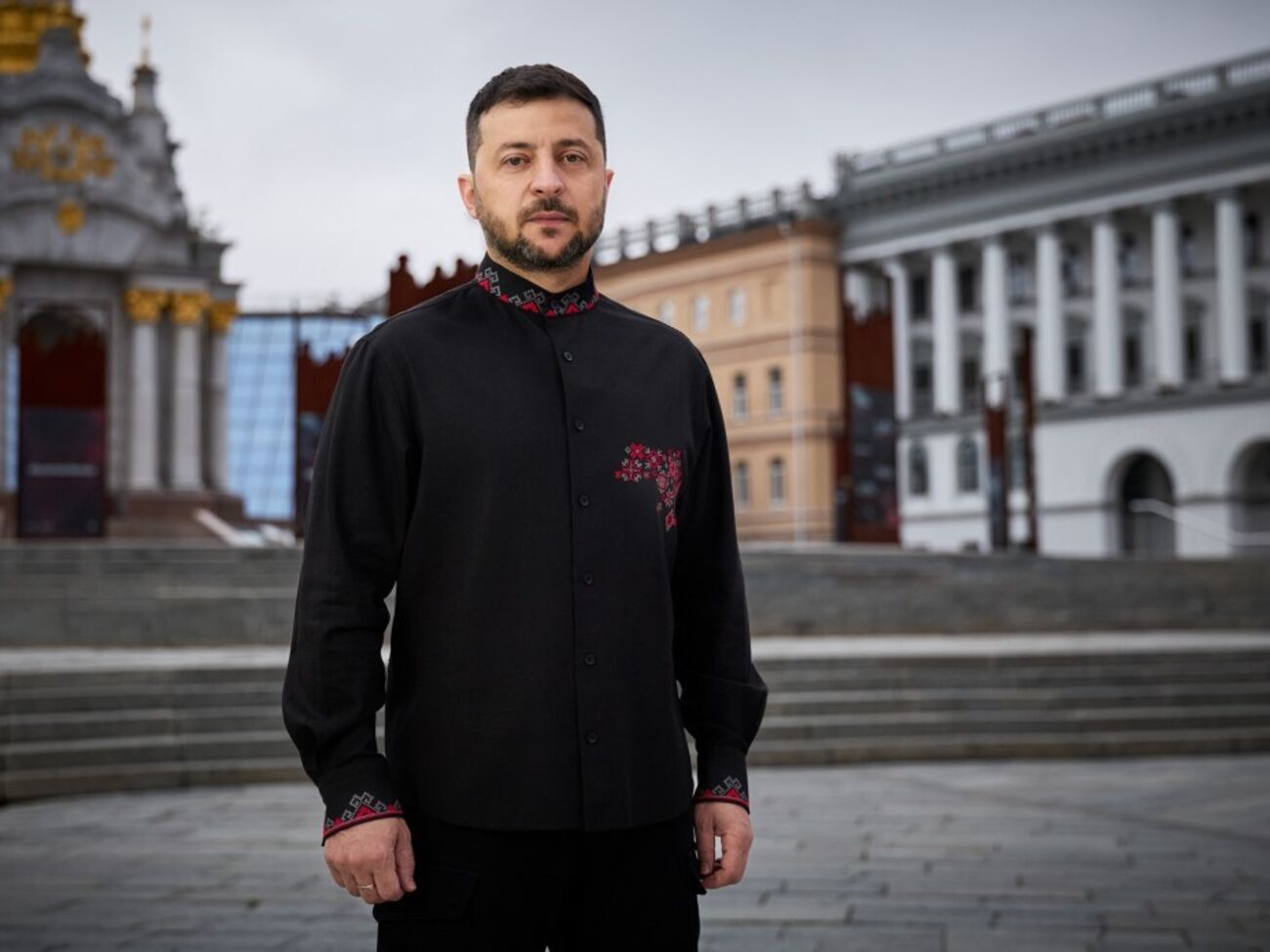 Зеленский: Мы строим Украину, у которой будет достаточная сила и мощь, чтобы жить в безопасности и мире