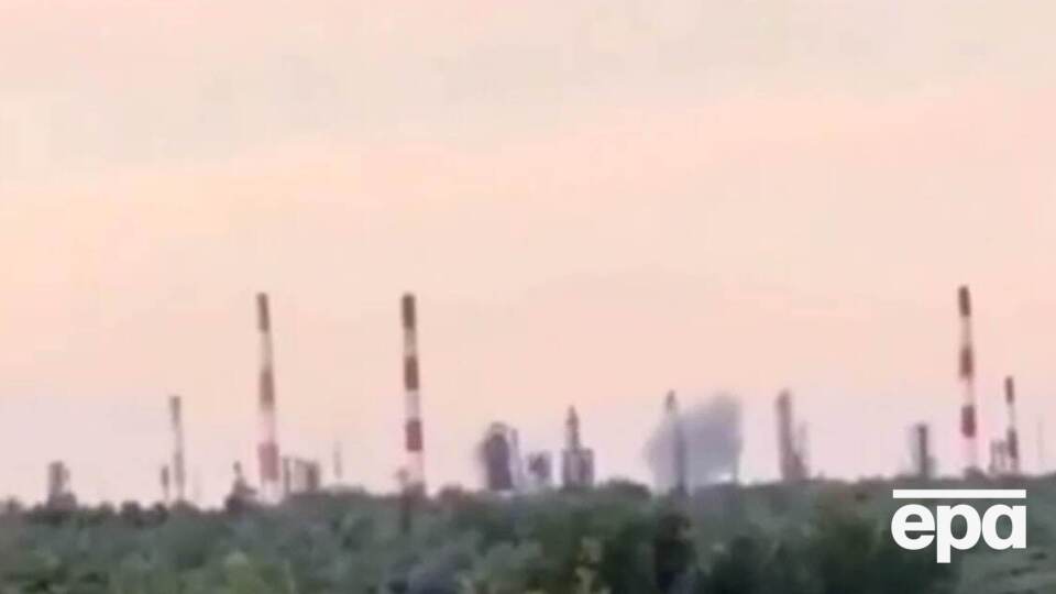 В районе расположения объекта зафиксированы попадания и детонации, сообщили в Генштабе