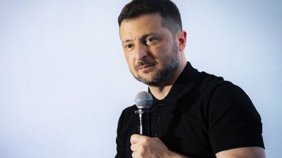 У украинских военных есть очень хорошие результаты в дальнобойных ударах, отметил Зеленский