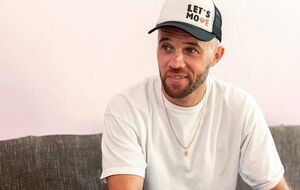 Ідеться про 41-річного керівника Кіровоградської обласної федерації брейк-дансу Євгена Кушніра, розповіла "Суспільному" його мати