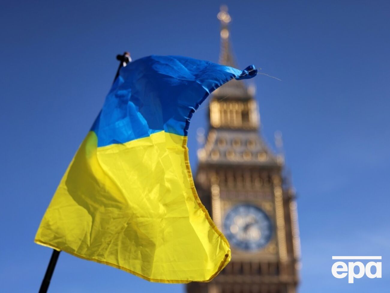 Волонтери у Великобританії розбирають вейпи, а їхні компоненти передають на створення зарядок для дронів