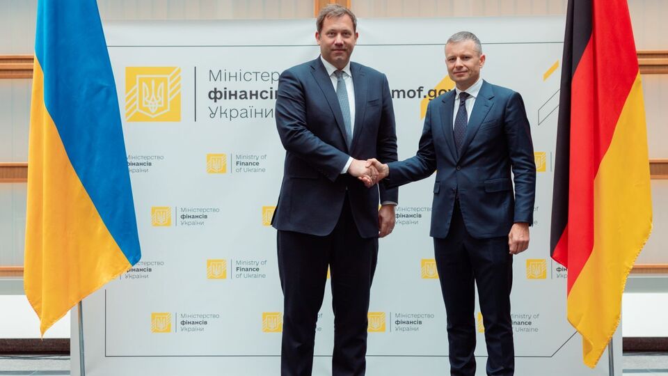 Клингбейль (слева) заверил в дальнейшей поддержке Украины Германией