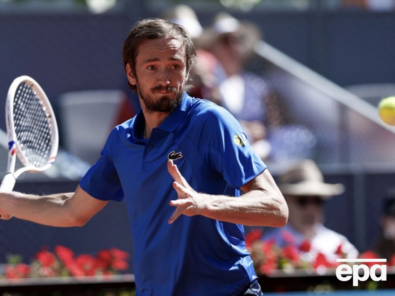 Медведєв не вперше влаштовує істерику після програшу